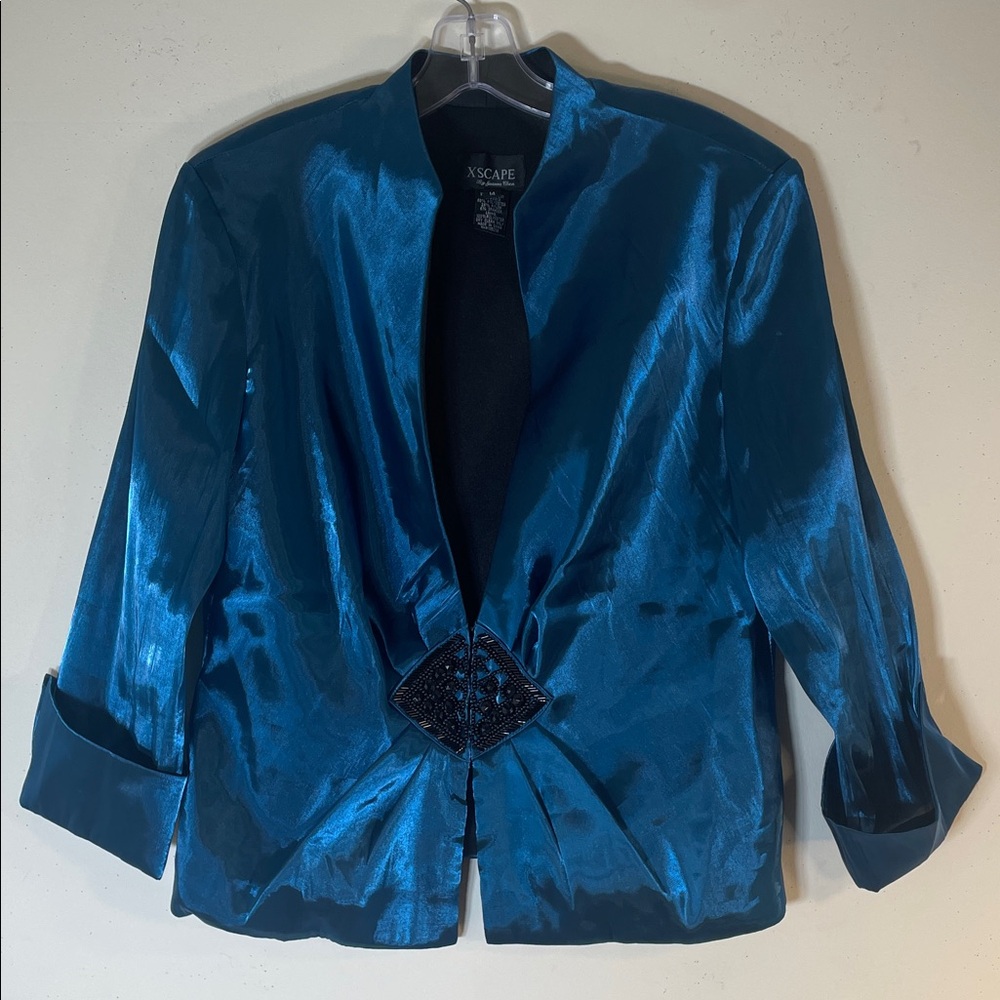 NWOT. Xscape By Joanna Chen Shimmering Teal Satin Jacket with Beaded Button. 14.